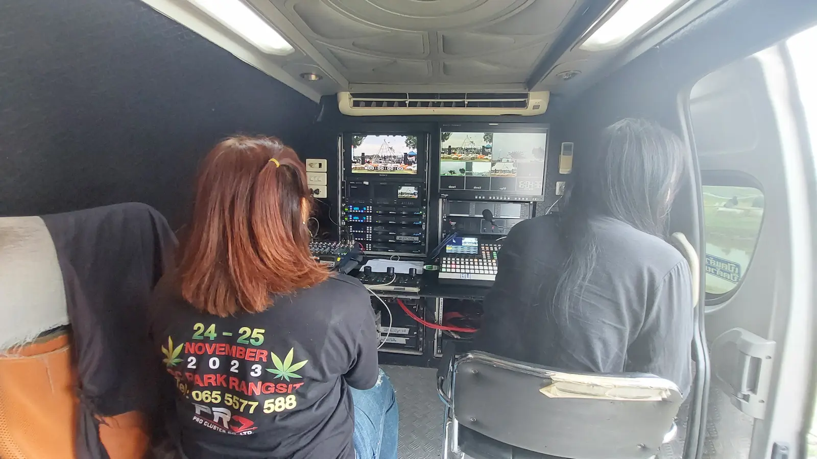 รถ OB Van และห้องควบคุมมือถือสำหรับงาน ESC Park Outdoor Event