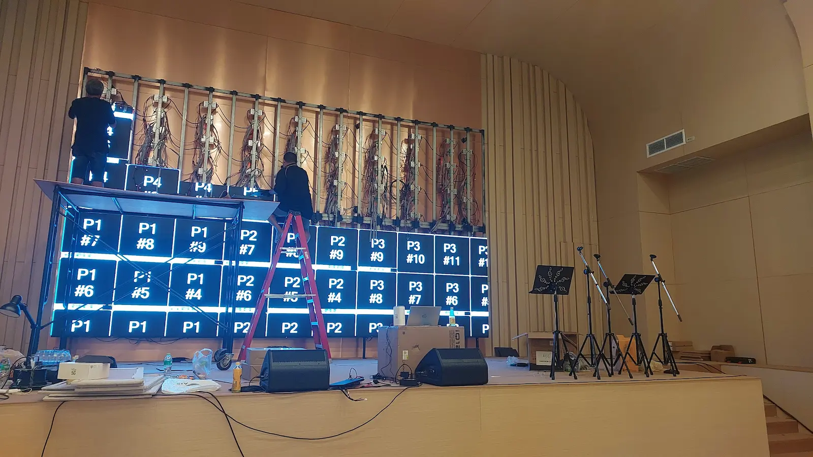 การติดตั้งจอ LED Display สำหรับระบบ AV ในโรงแรม