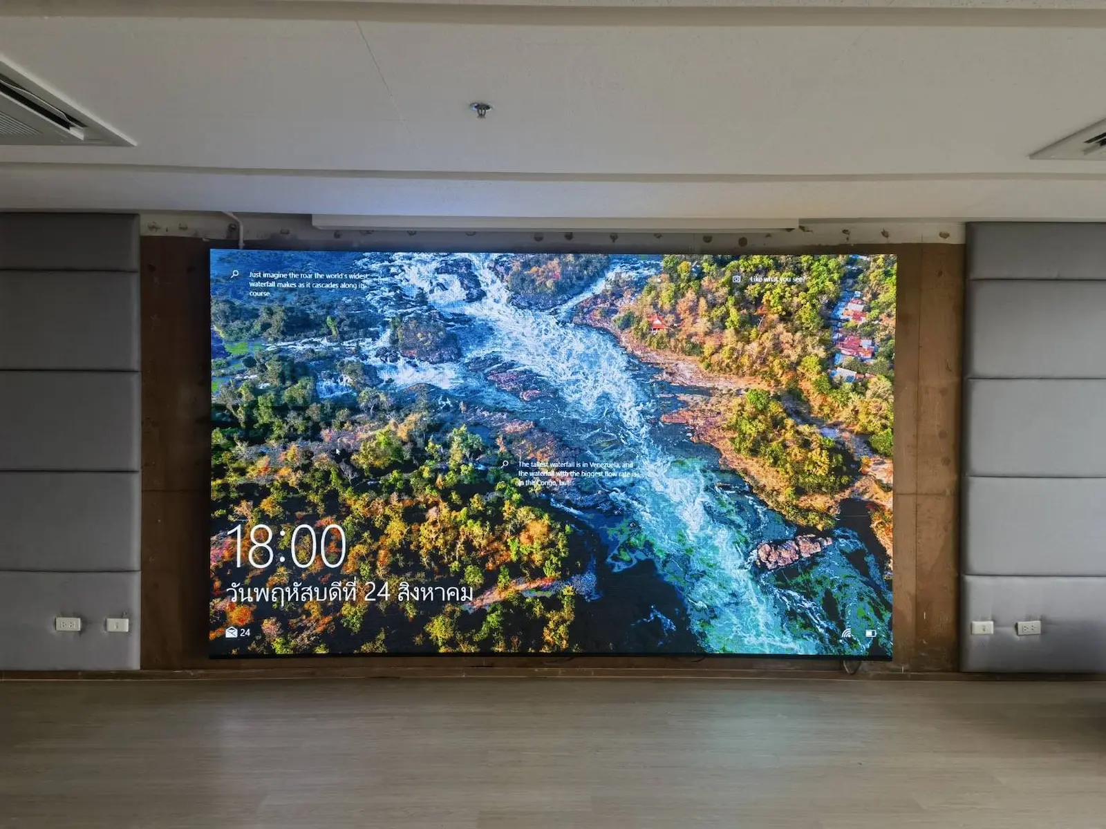 การ Integrate จอ LED Display ในห้องประชุมขนาดเล็กของโรงแรม