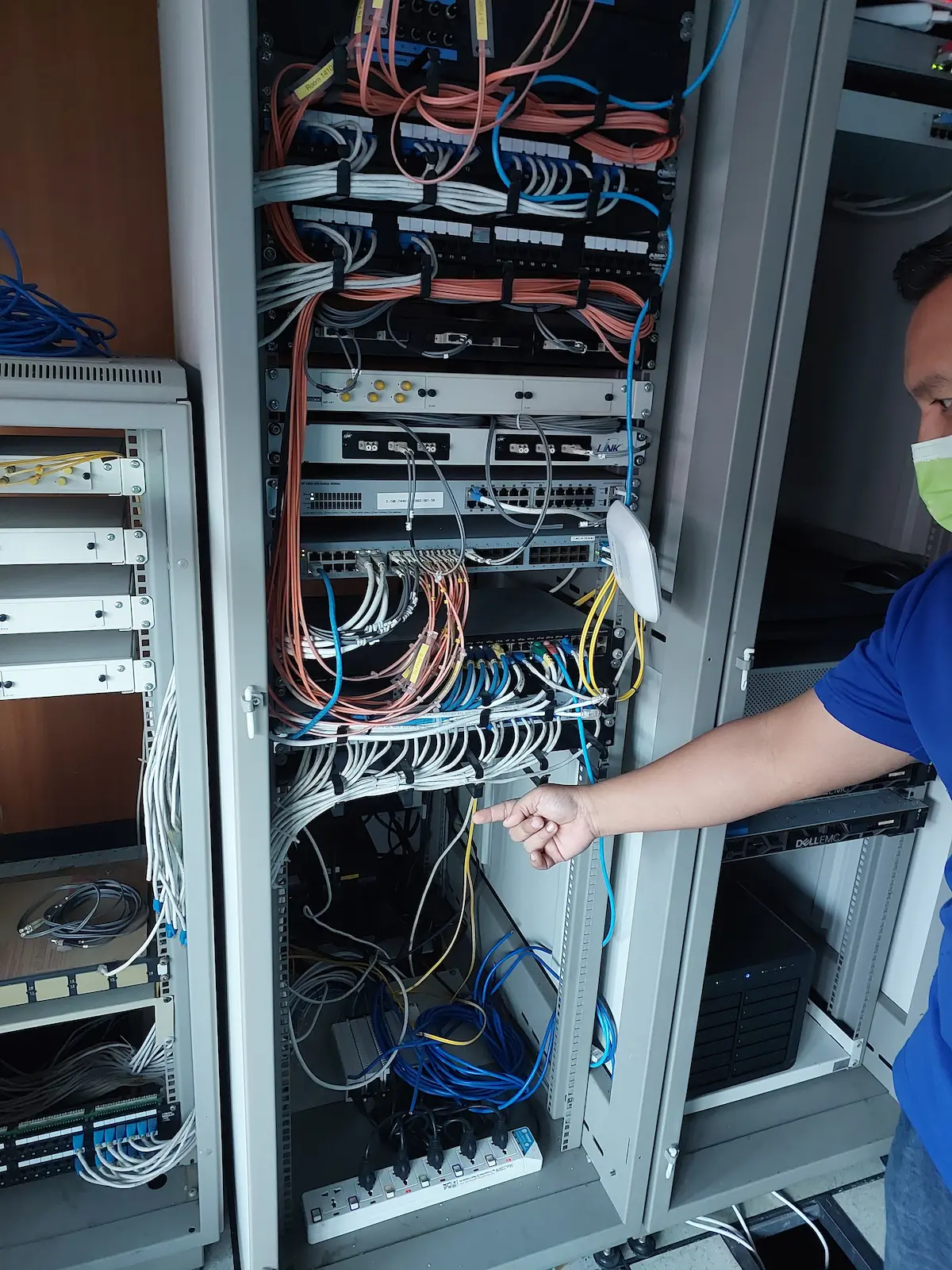 การ Integrate อุปกรณ์ Network ใหม่เข้ากับระบบเดิม โดยไม่ให้กระทบการใช้งาน